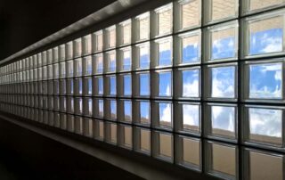 panneau brique de verre